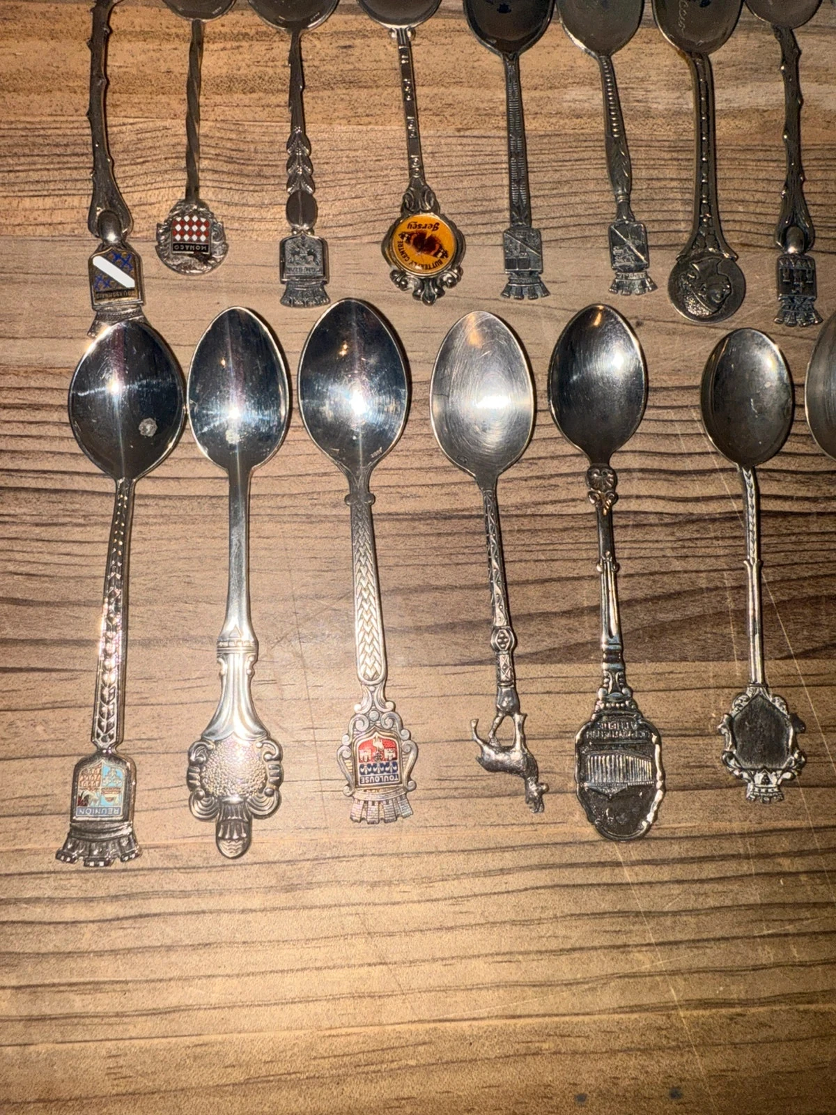 Lots of 36 small collectible spoons from around the world – photo 11